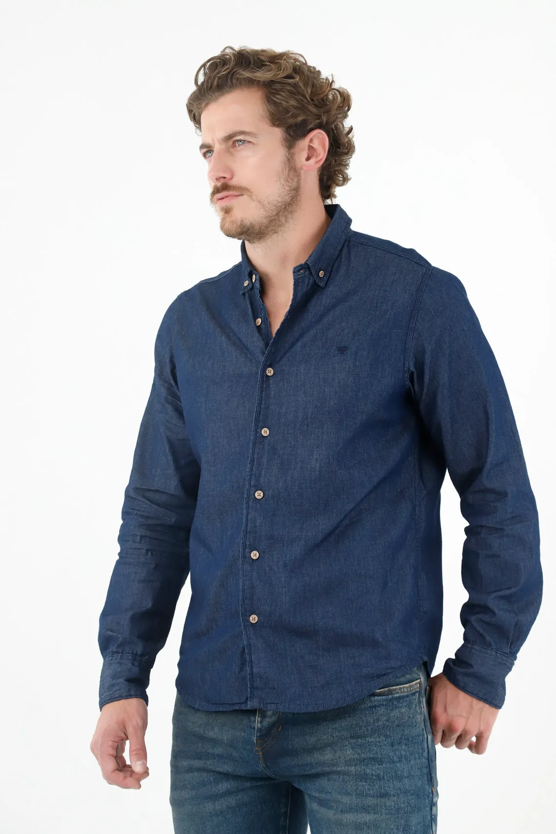 Camisa azul en chambray para hombre