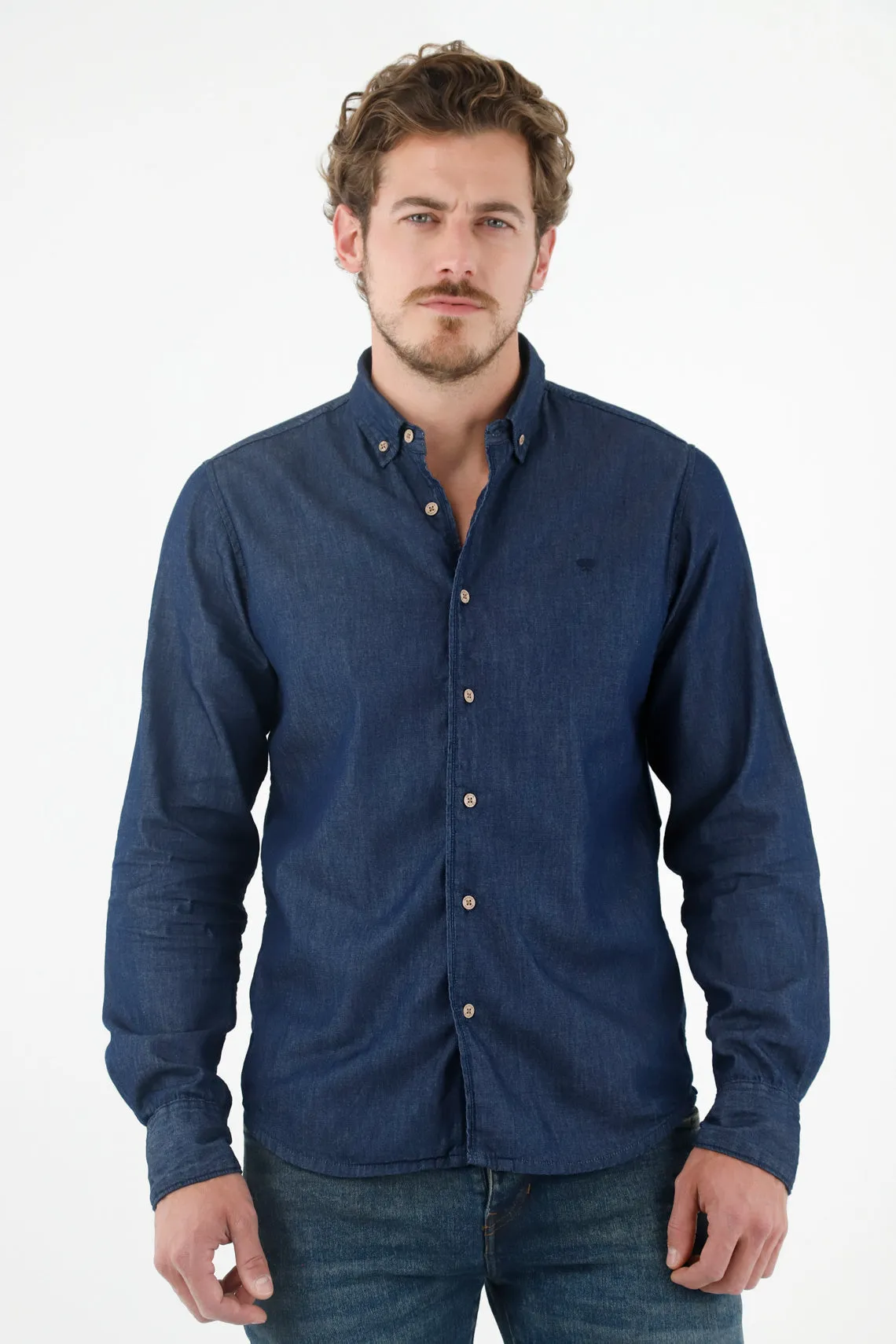 Camisa azul en chambray para hombre